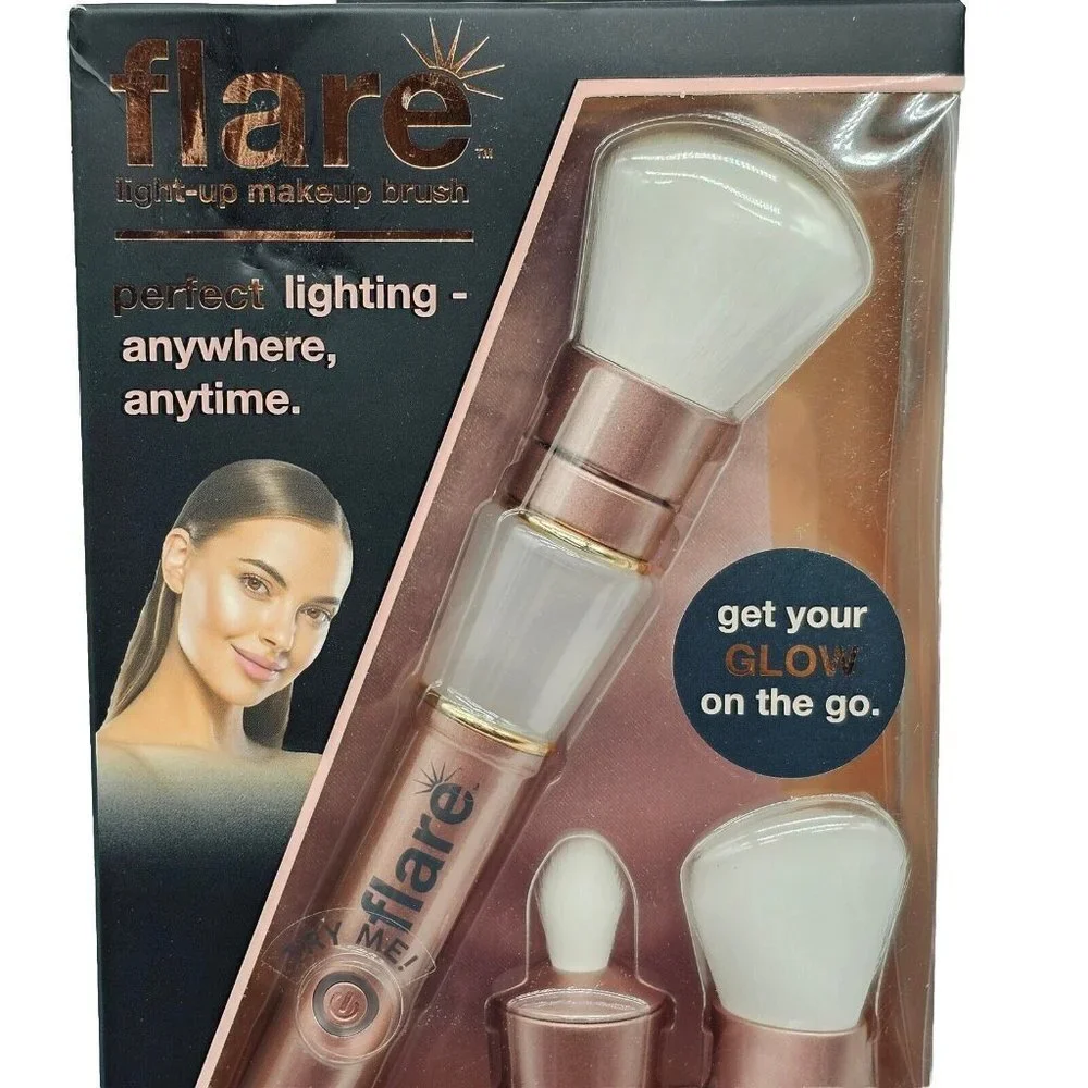 Flare Light Up Makeup Brush Rechargeable Heads Rose Gold Travel Bag USB Charger